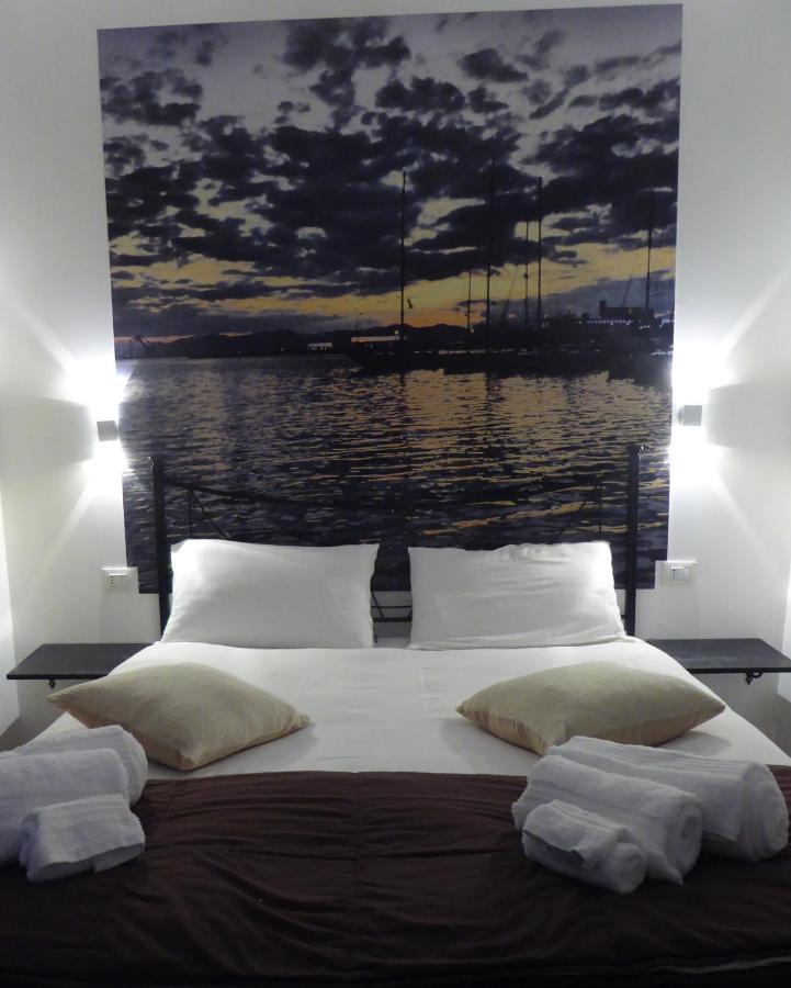 I Giganti Appartement Cagliari Buitenkant foto