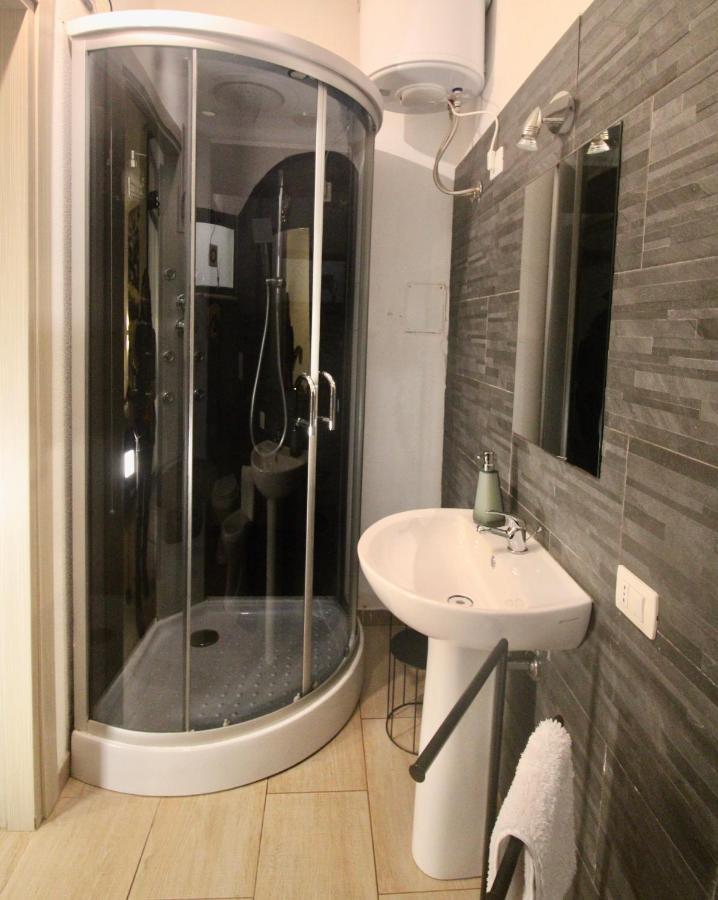 I Giganti Appartement Cagliari Buitenkant foto